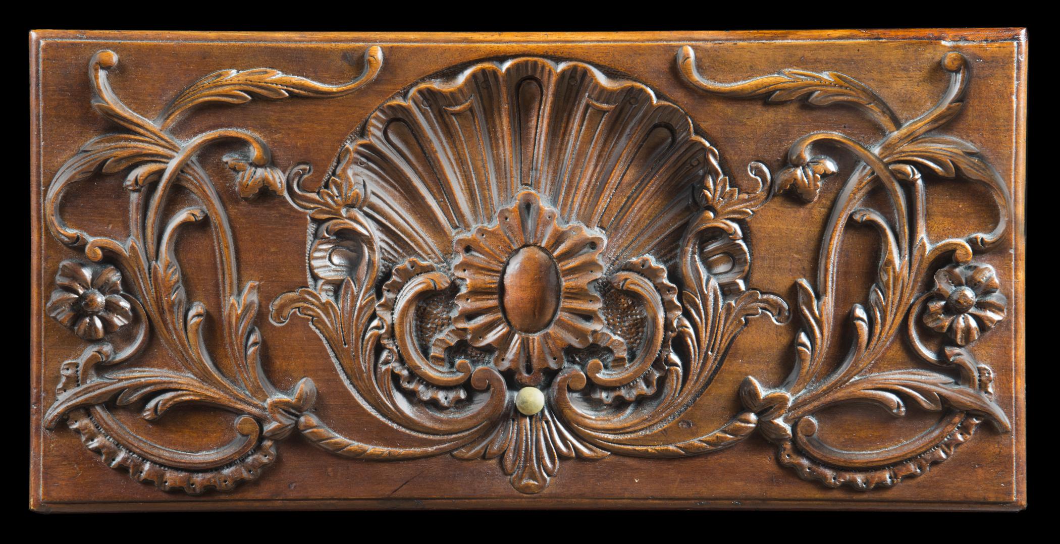 1957.0506 Chest of drawers, detail 1