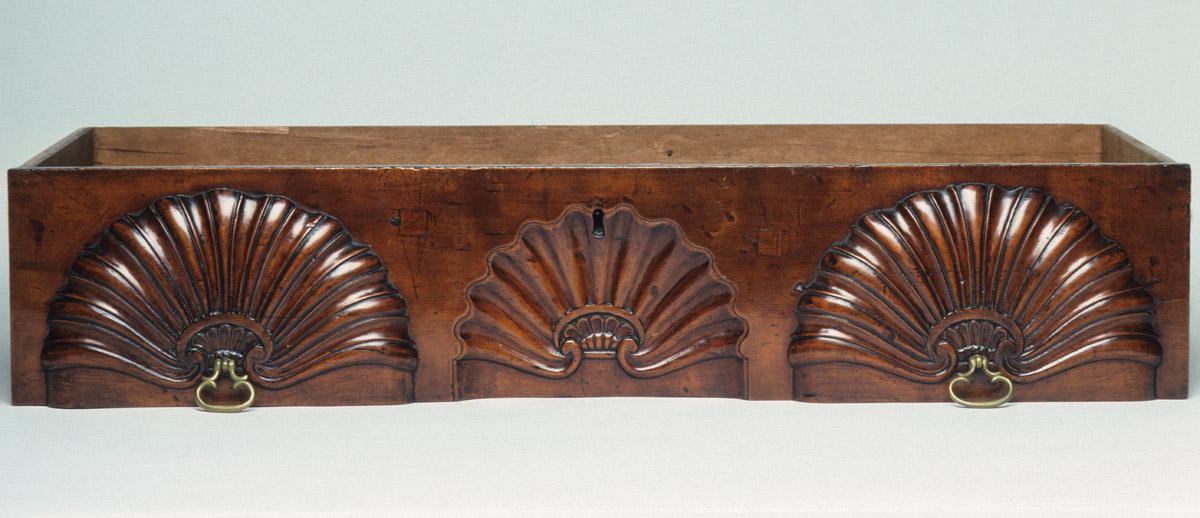 1957.0507 Chest of drawers, detail 2