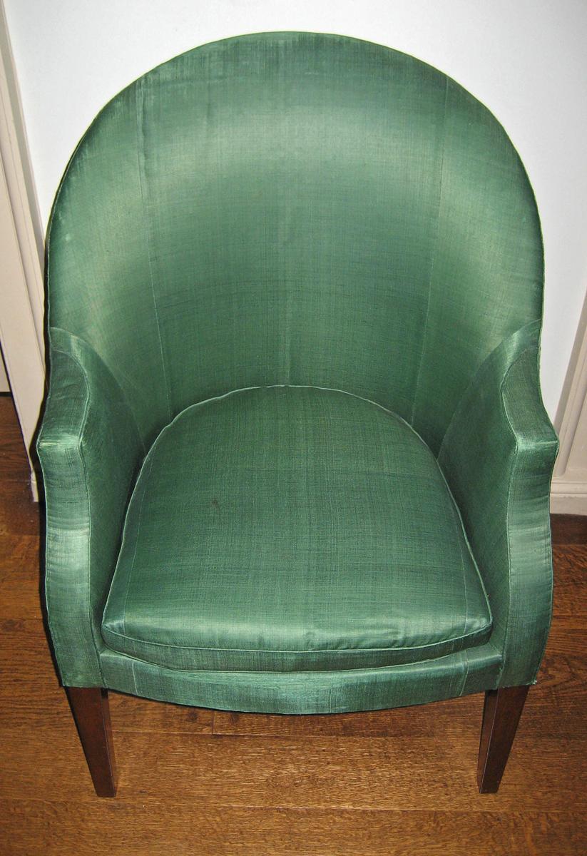 1957.0516 Easy chair