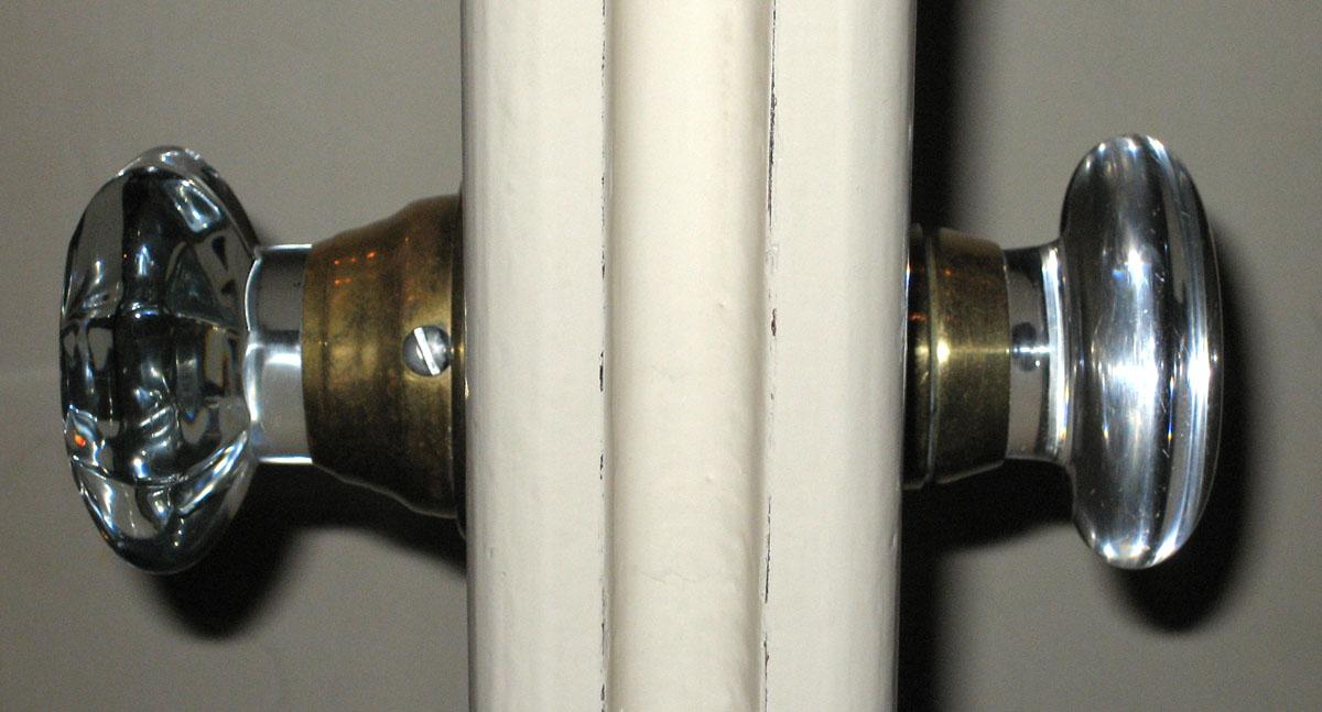 1969.5075 Door knob