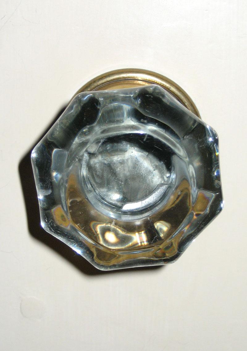 1969.5075 Door knob view2