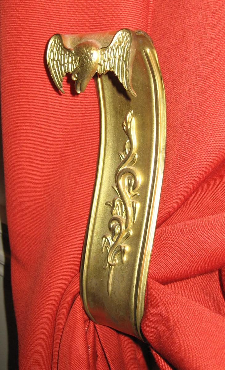 1969.5079.001 Cloak Pin