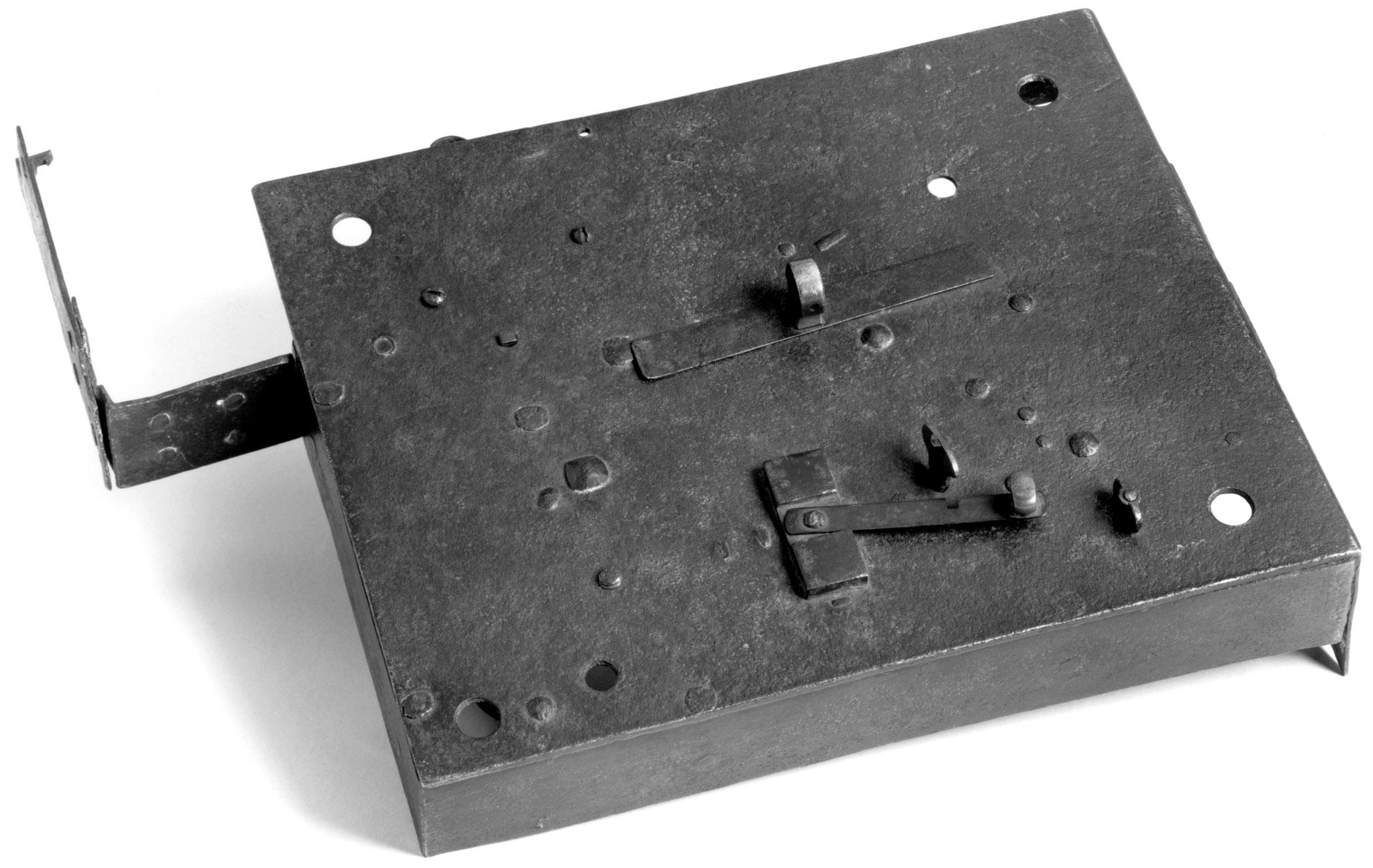 1969.5085 Rim Lock (view 2)
