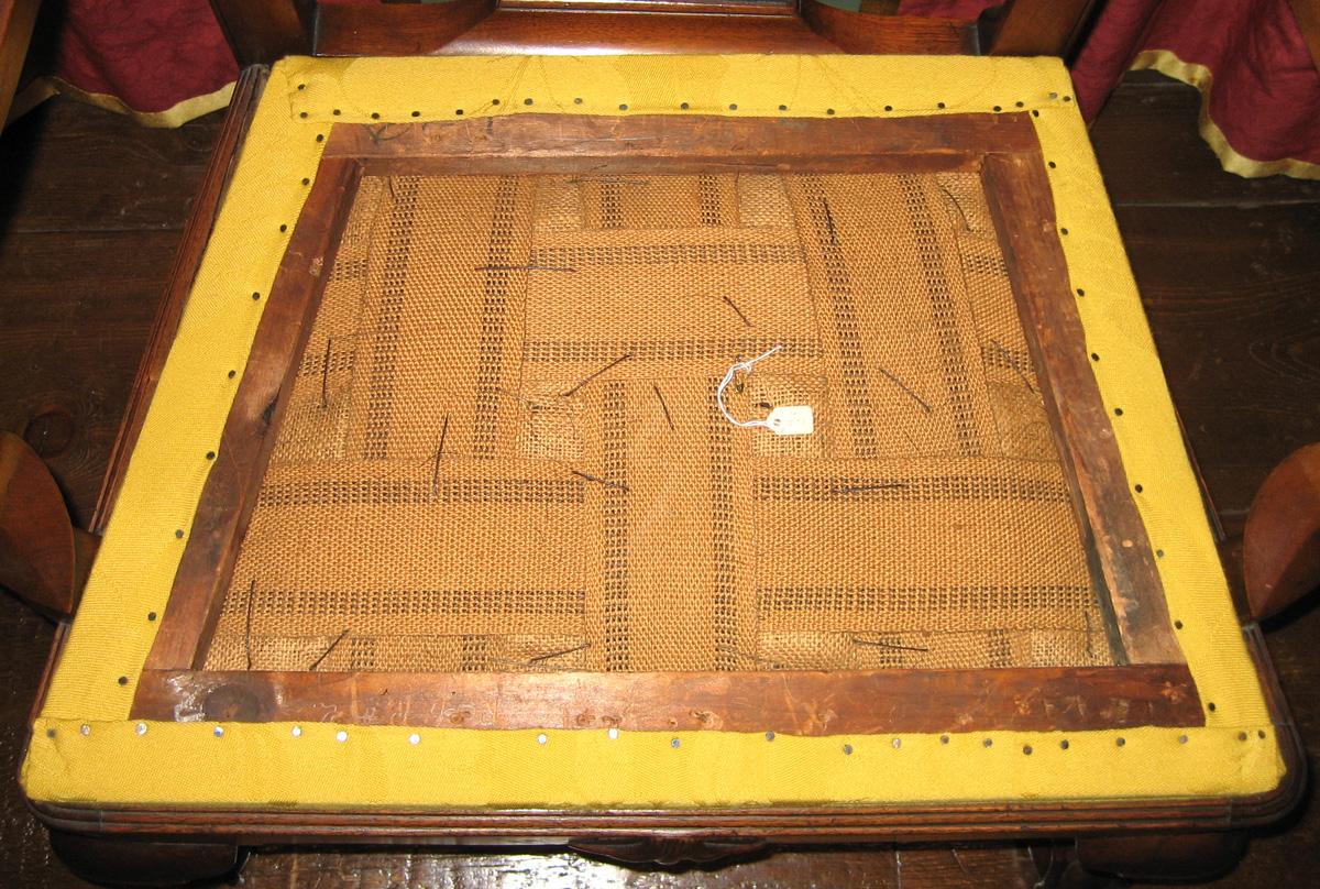 1984.0638.003 reverse of slip seat