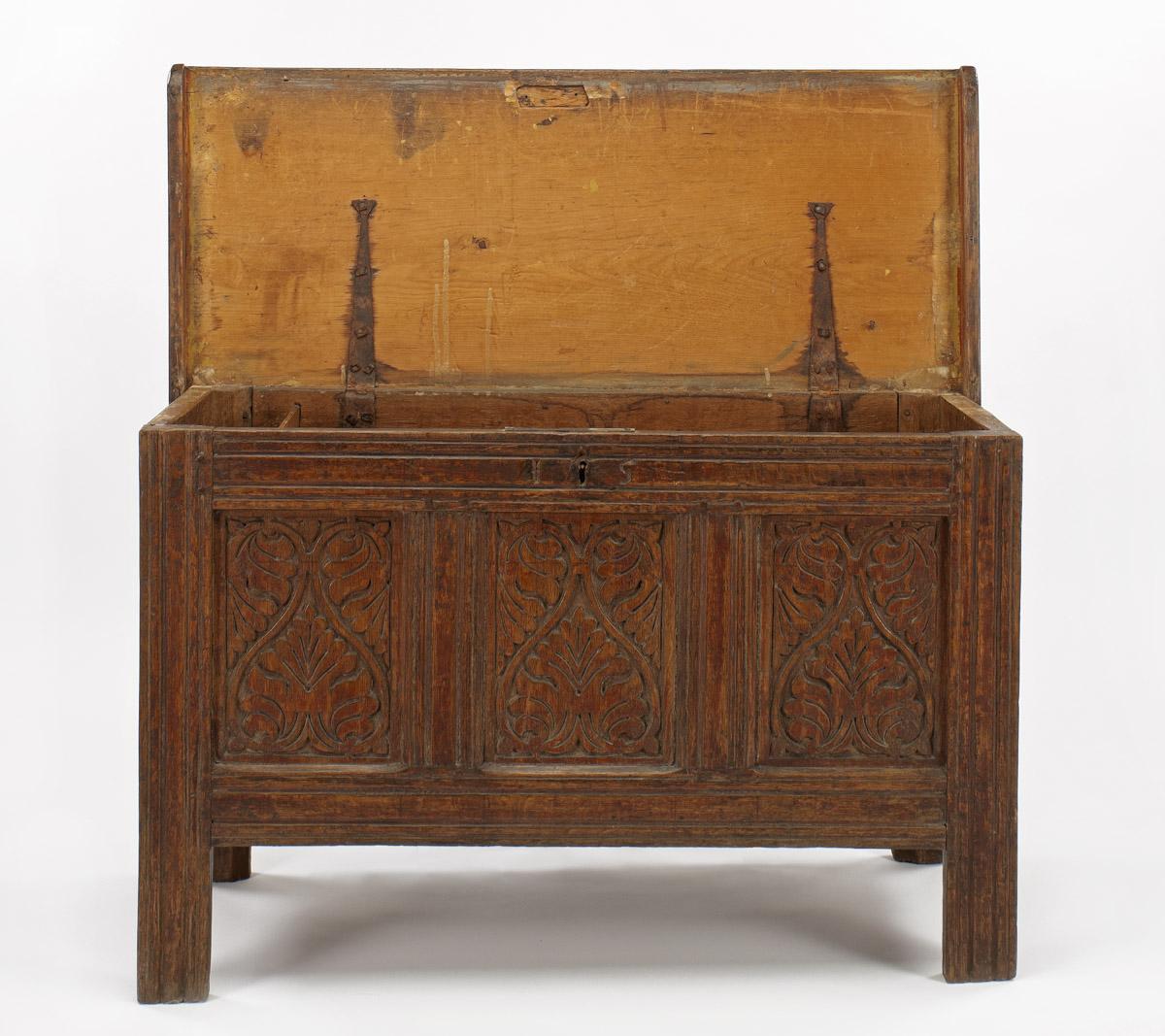 1957.0539 Chest (view 3)