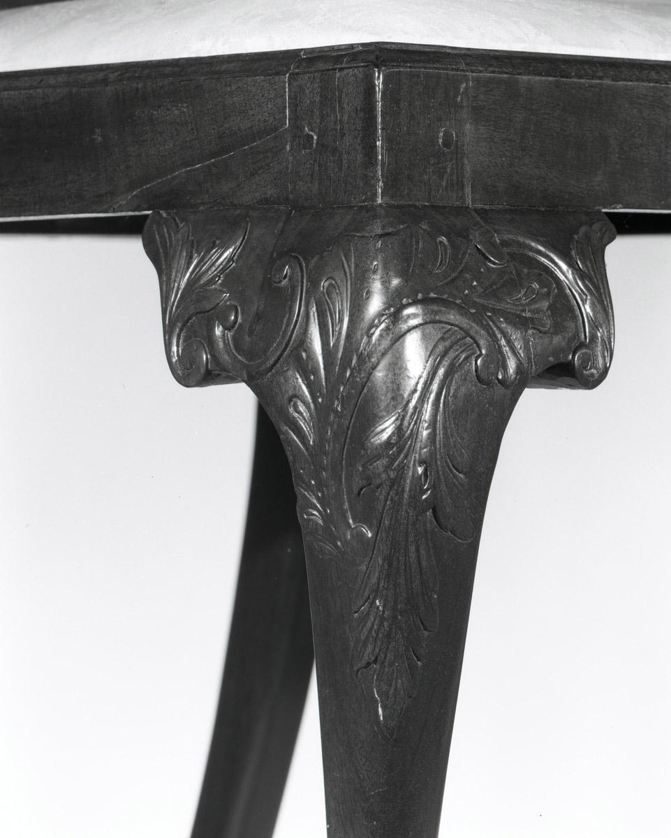 1952.0242 Chair, detail