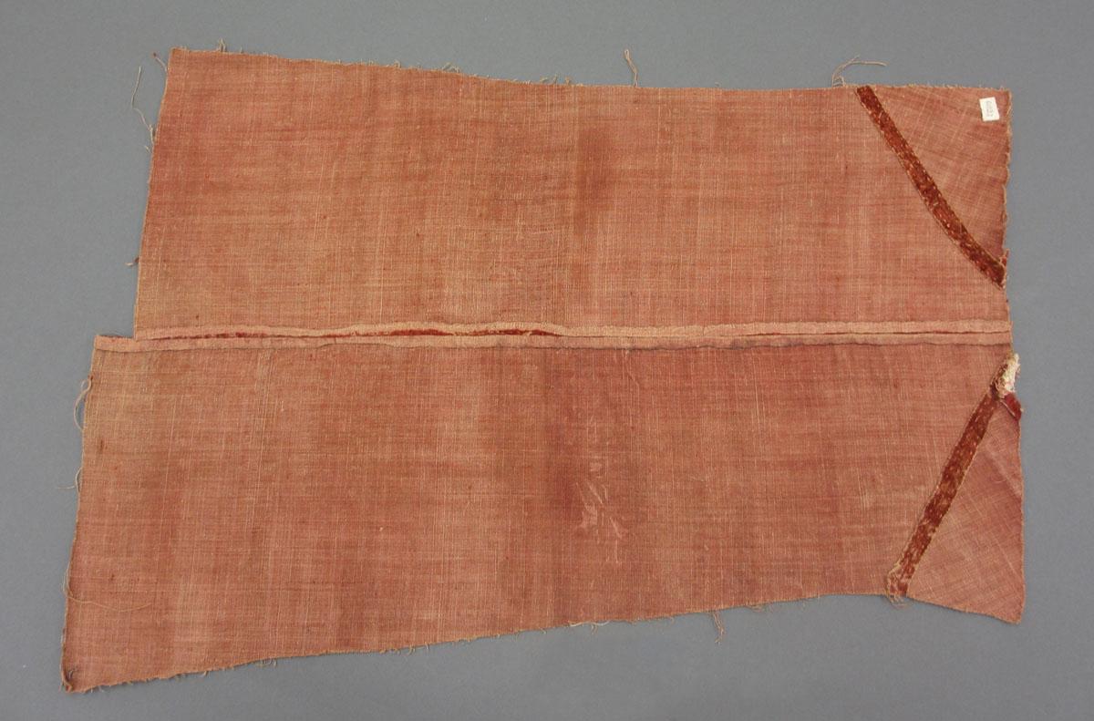 1969.5335 Textile, velvet reverse