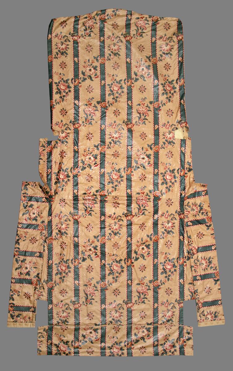 1969.5762.002 Slip Cover