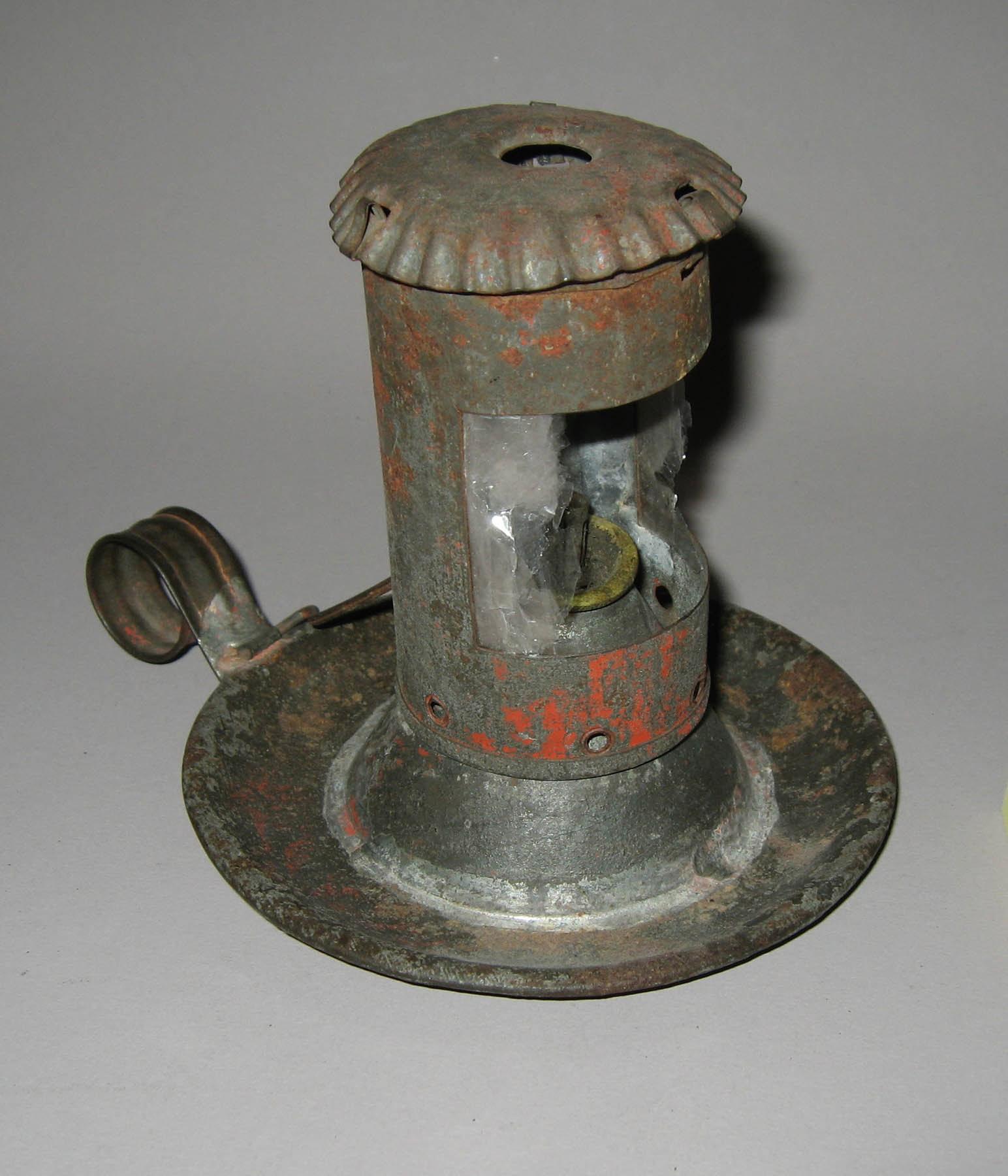 1969.5375 Oil lamp