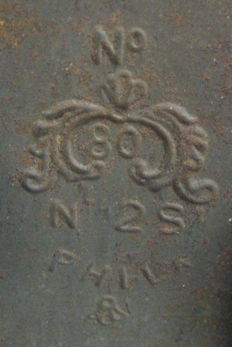 1969.5376 Lantern (mark)