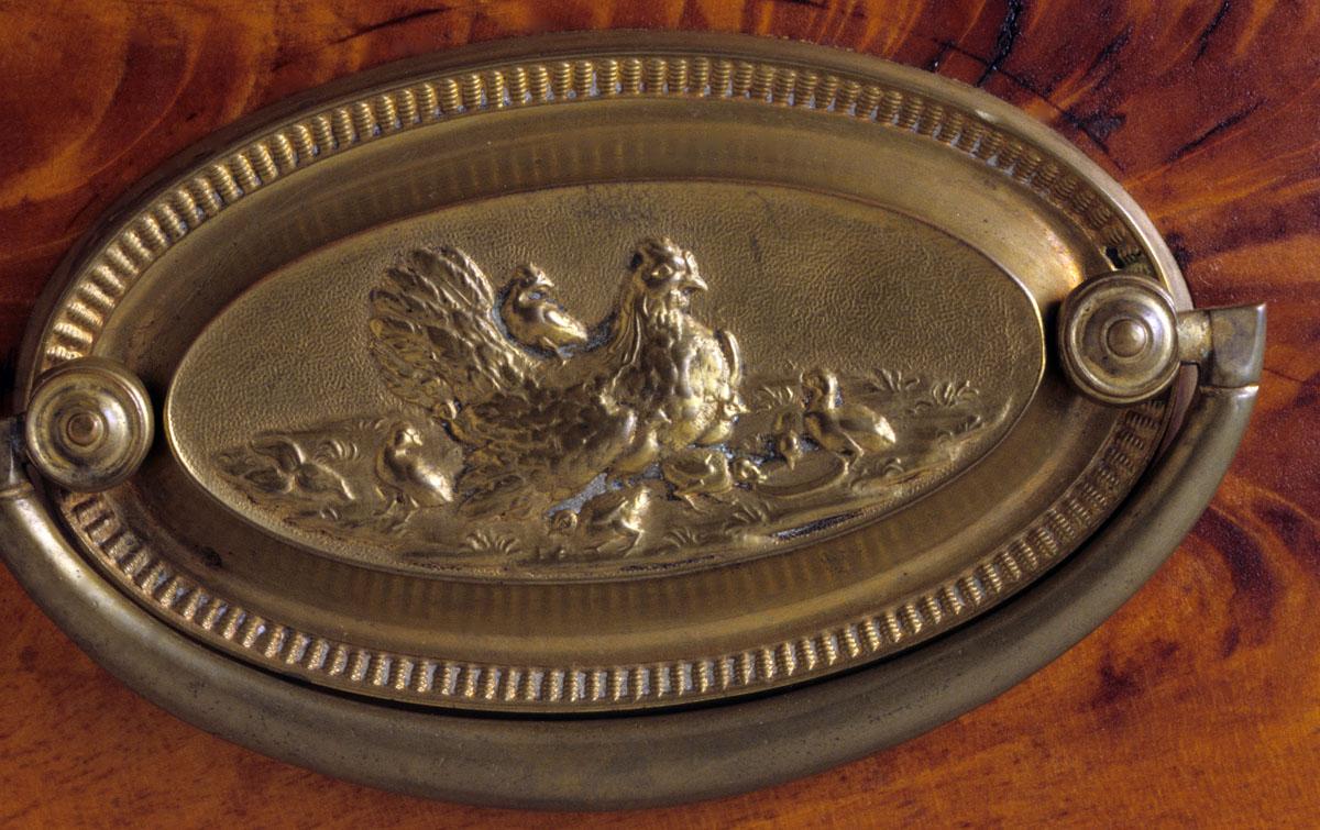 1957.0564 Chest hardware, plate and handle