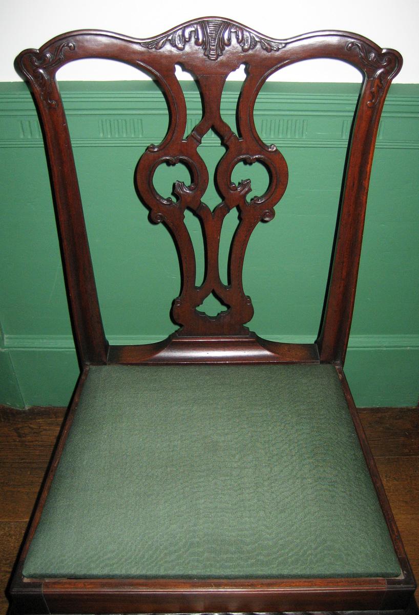 1952.0244.002 Chair view 2