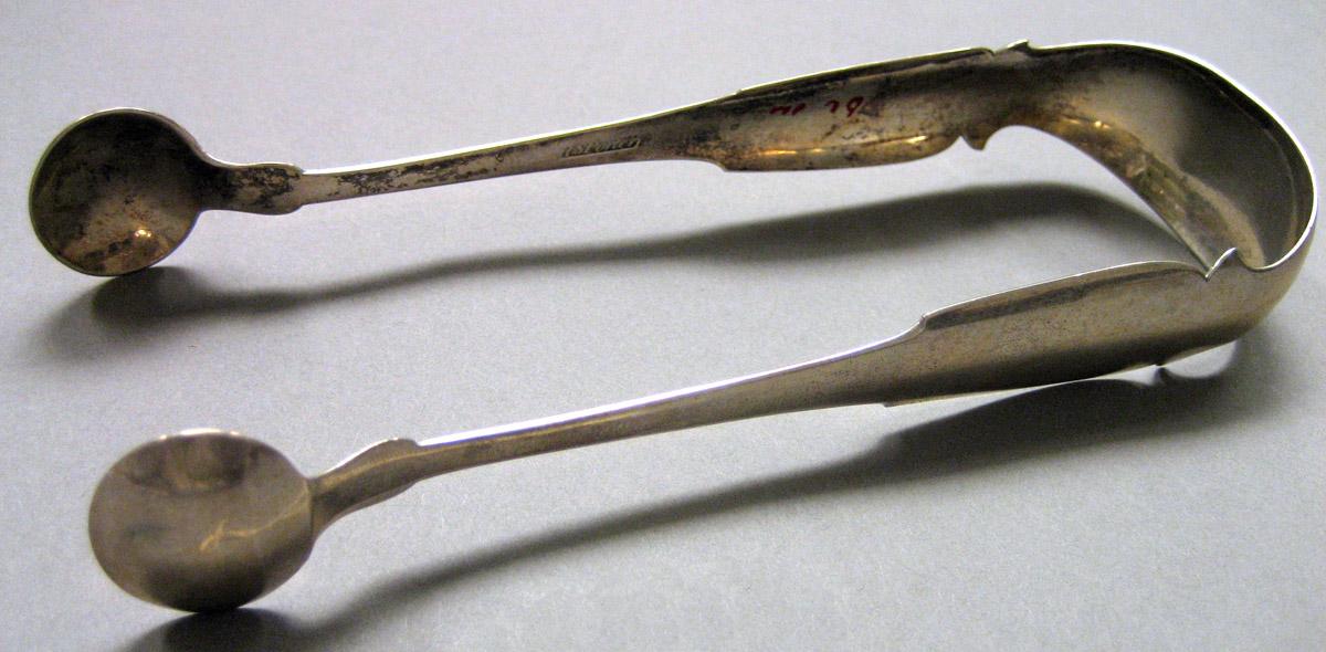 1970.0029 Silver Tongs view 1