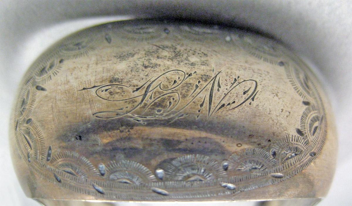 1970.0029 Silver Tongs engraving