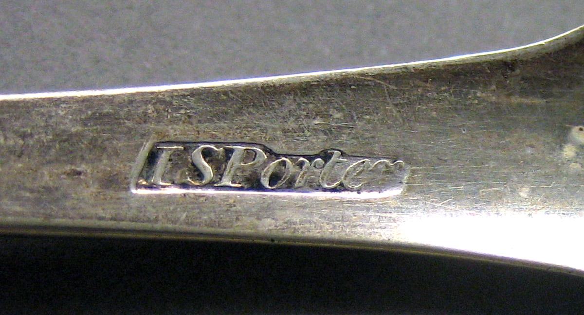 1970.0029 Silver Tongs mark 2