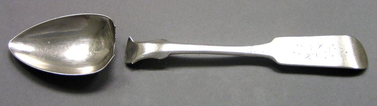 1970.0039 Silver Spoon upper surface