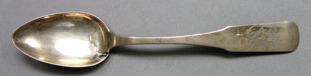 1970.0043.003 Silver Spoon upper surface