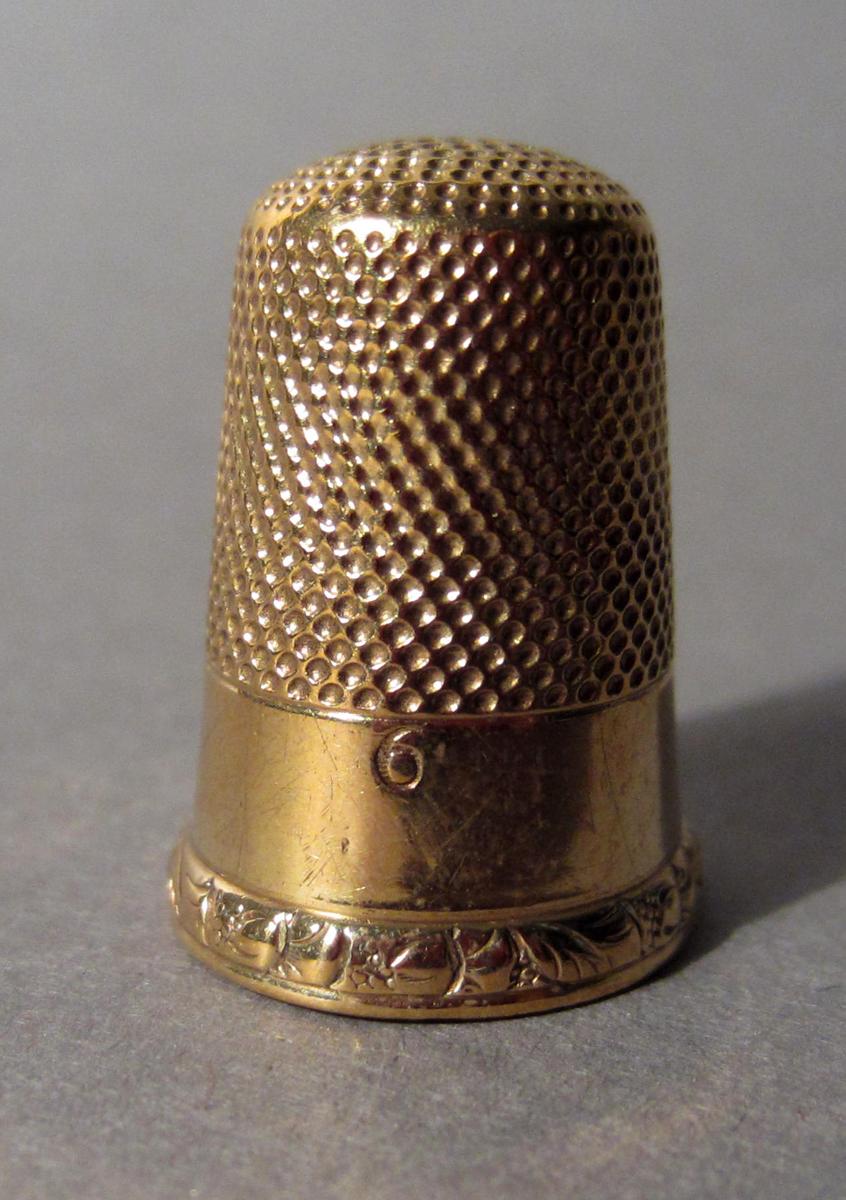 1970.0052 Thimble, View 1