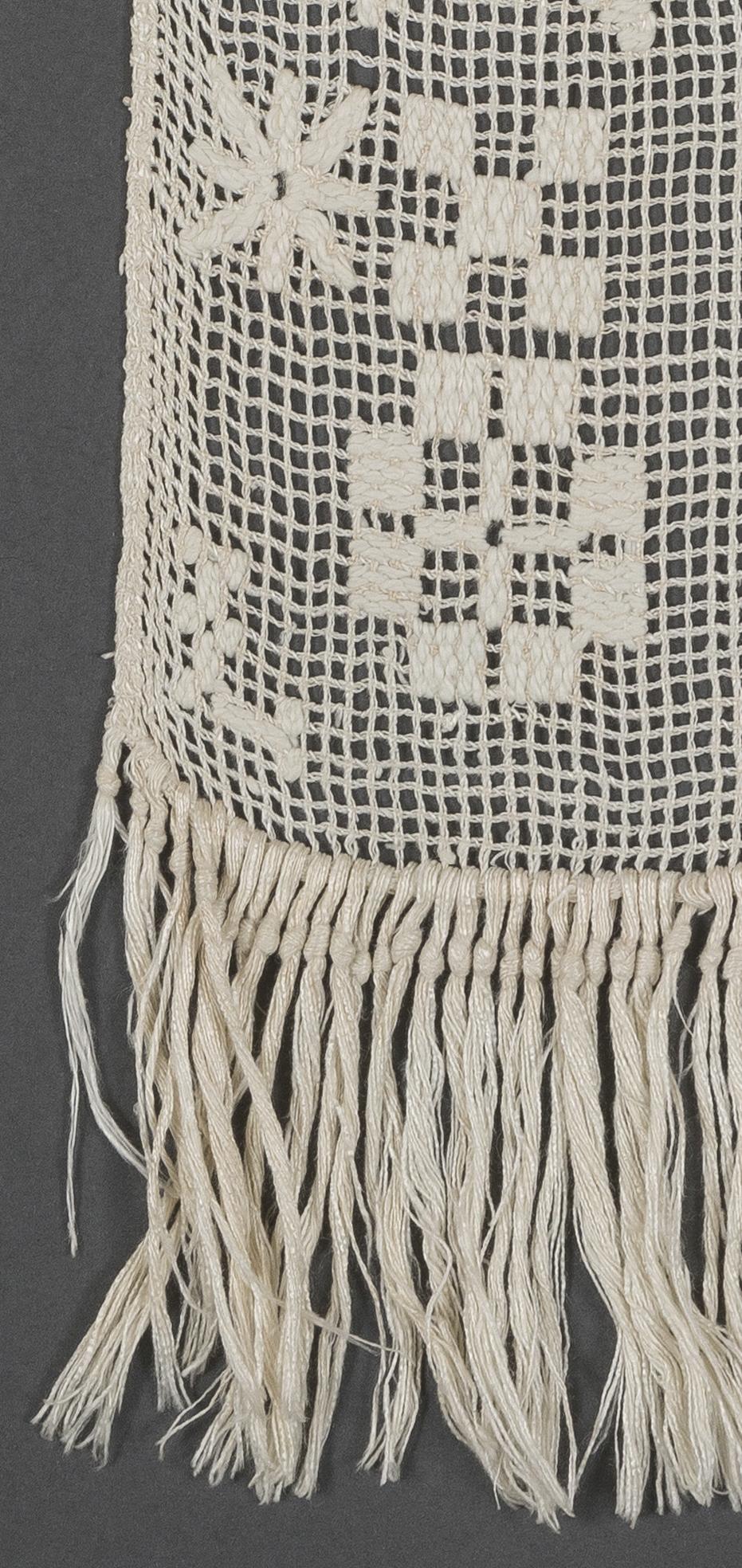 1970.0081 Towel, detail 13
