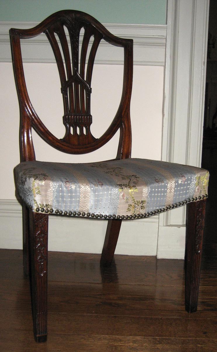 1952.0245 side chair view 1