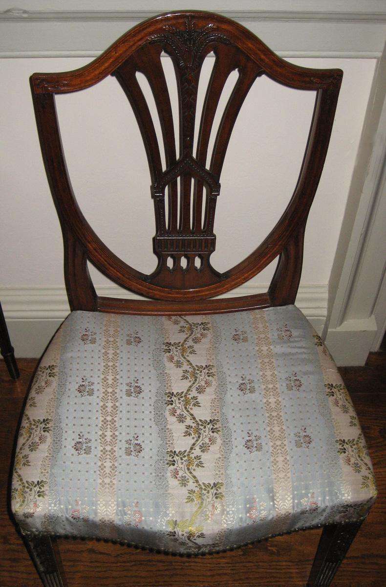 1952.0245 side chair view 2