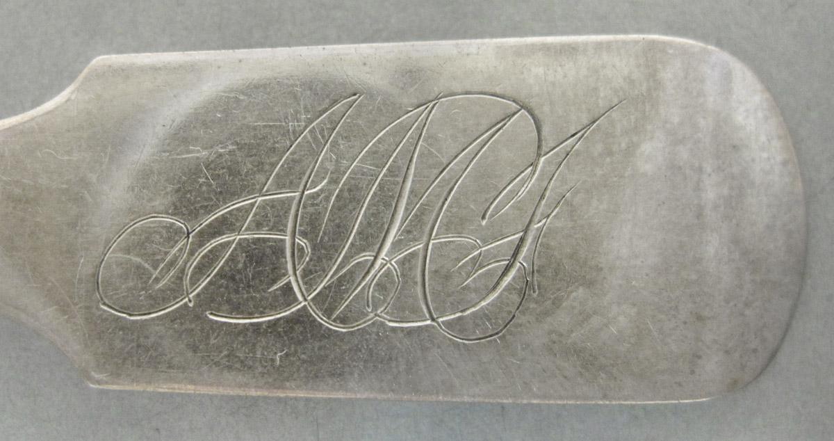 1970.0087.001 Spoon, engraving 3