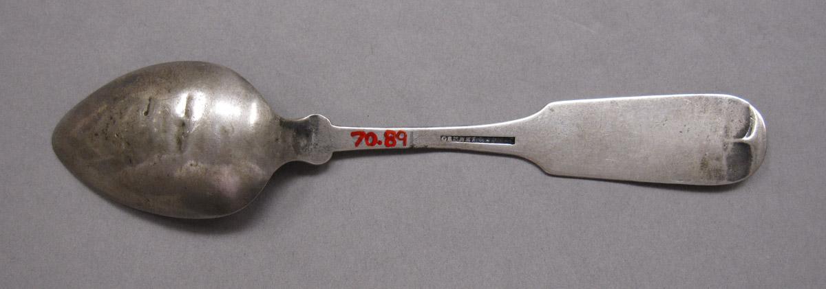 1970.0089 Teaspoon underside