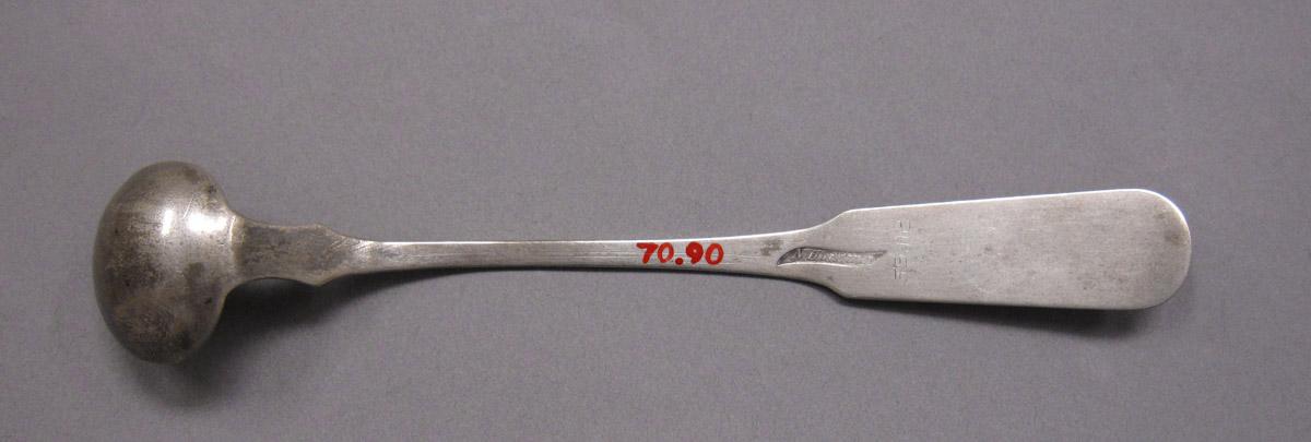 1970.0090 Ladle, underside