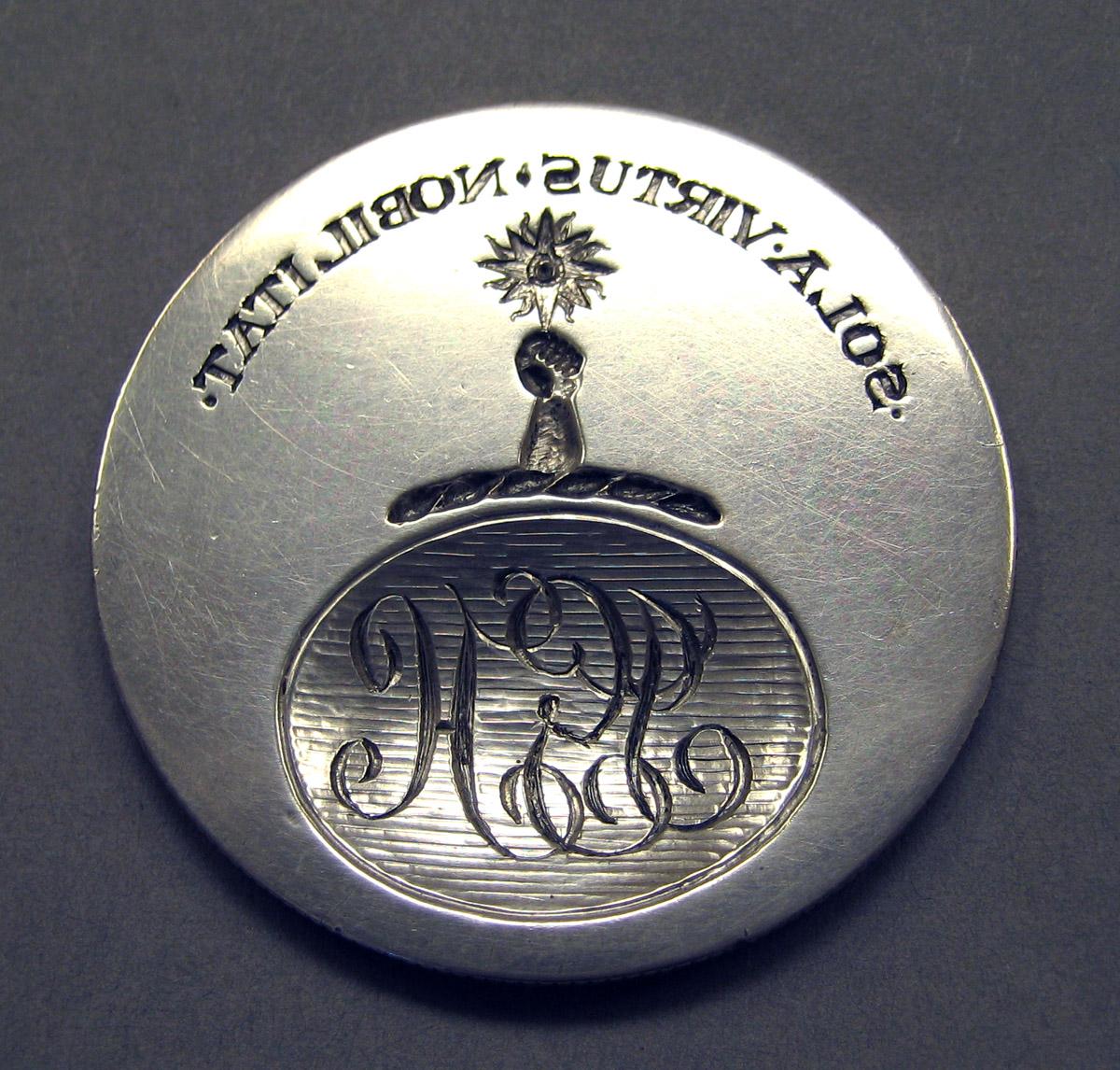 1970.0100 A Silver Seal upper surface