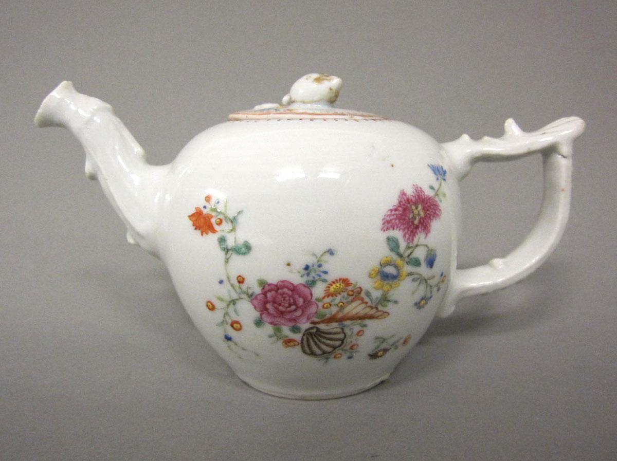 1970.0105 A,B Porcelain teapot