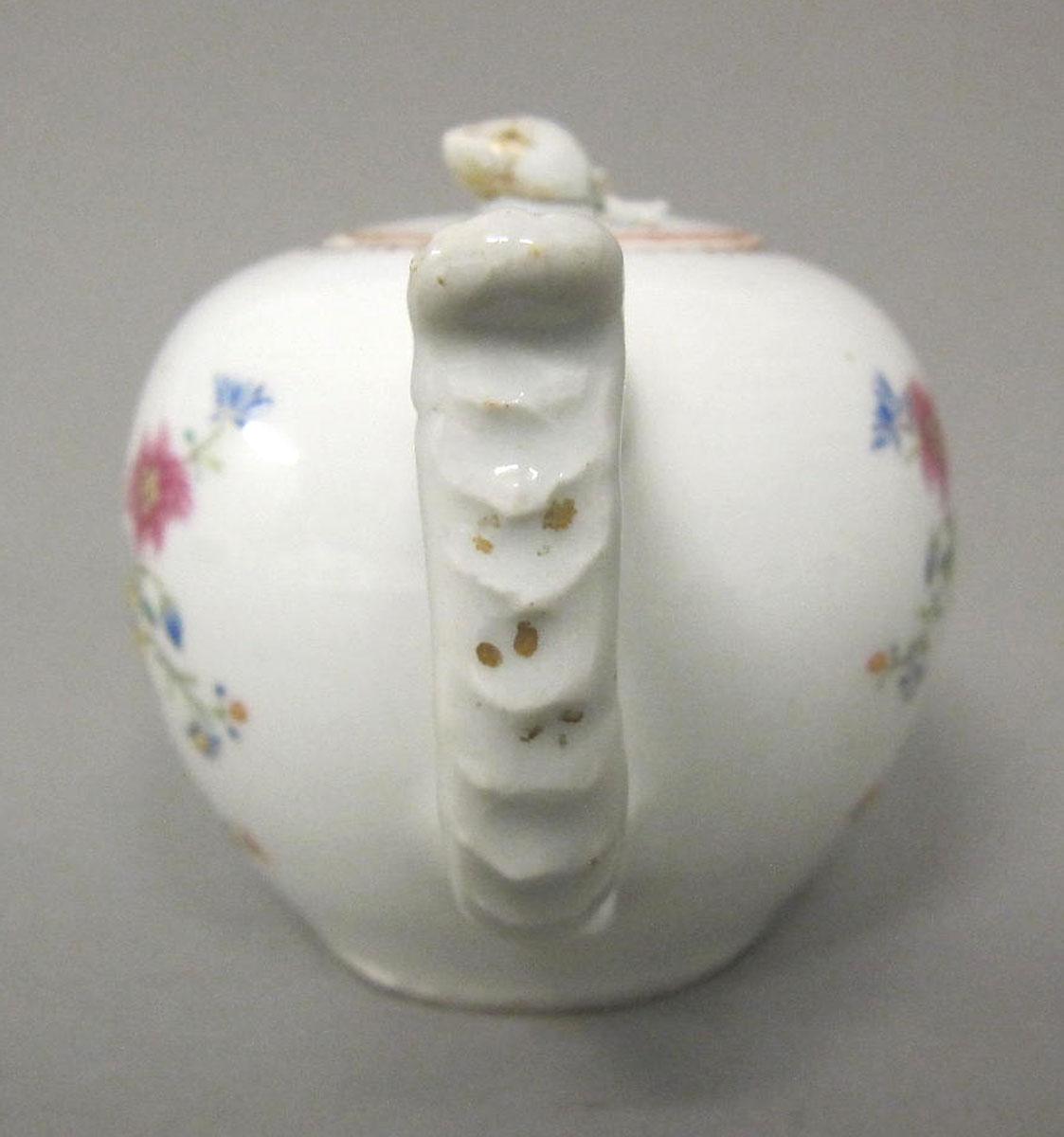 1970.0105 A,B Porcelain teapot handle
