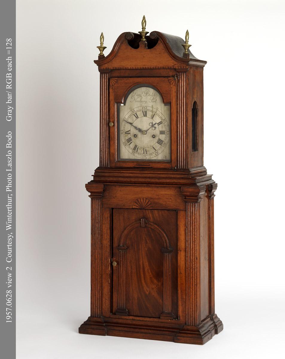 1957.0628 A, B Clock, Shelf clock (view 2)