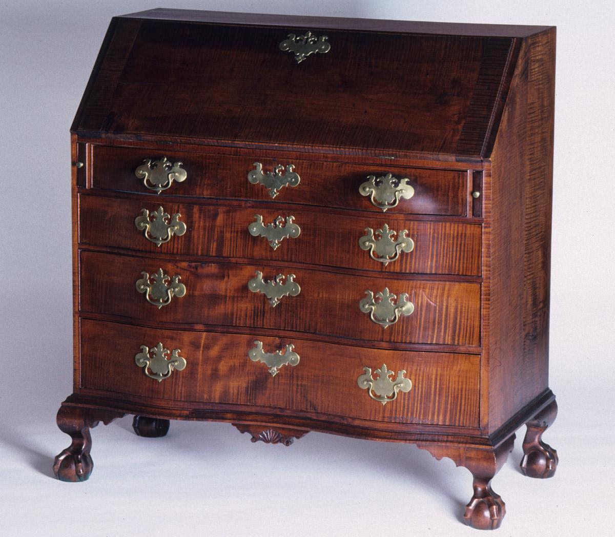 1952.0254 Desk