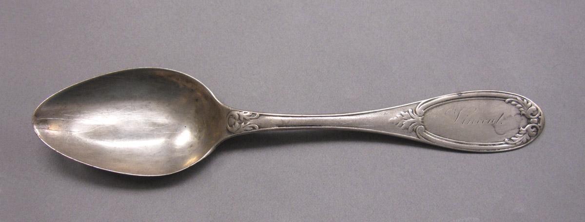 1970.0135 Spoon, upper surface