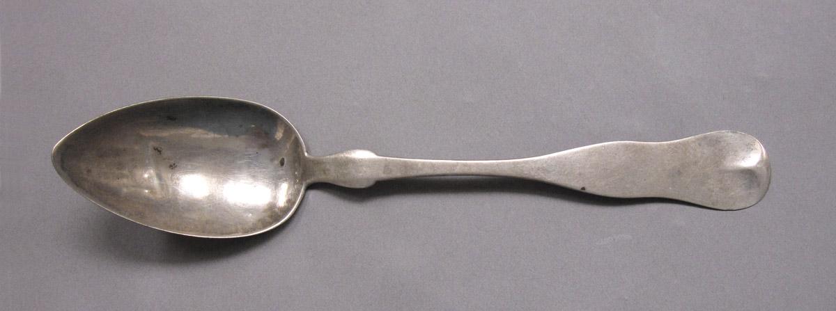 1970.0137 Spoon, upper surface