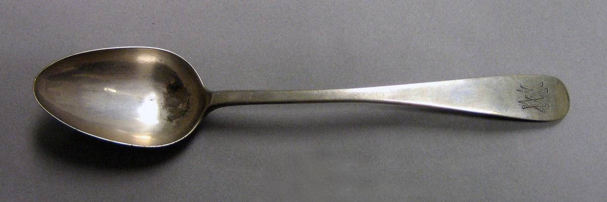 1970.0147 Teaspoon upper surface