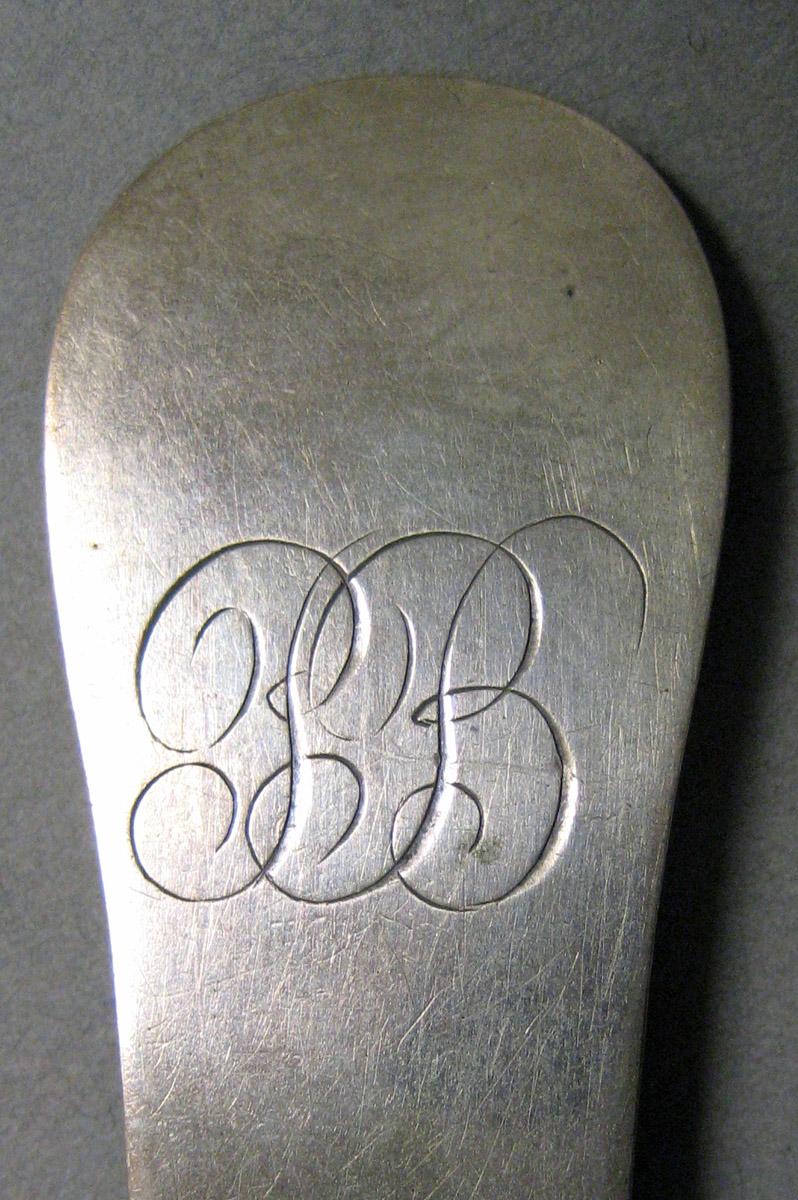 1970.0148 Teaspoon engraving