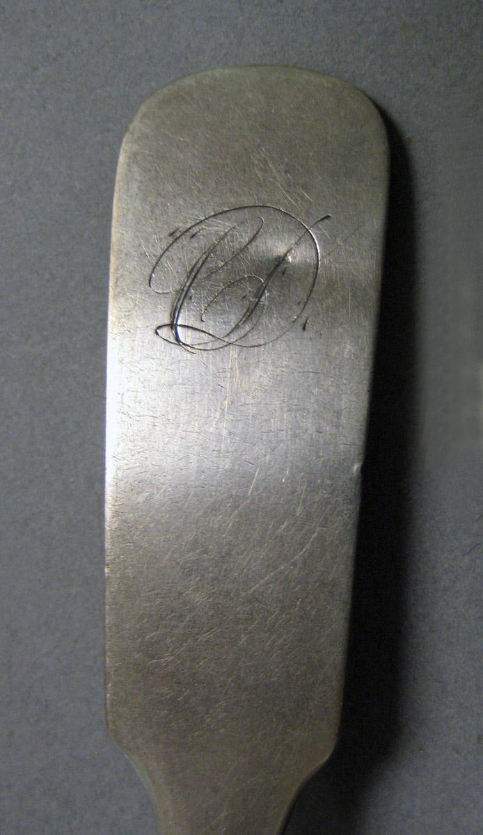 1970.0149 Teaspoon engraving