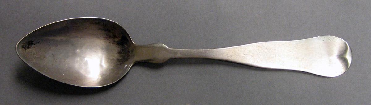 1970.0152 Teaspoon upper surface