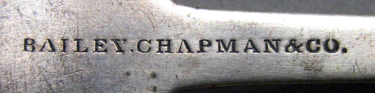 1970.0152 Teaspoon mark