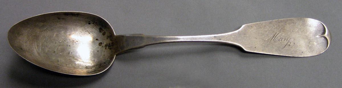 1970.0157 Dessert spoon upper surface