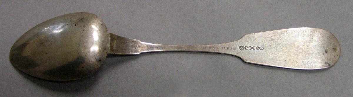 1970.0157 Dessert spoon underside