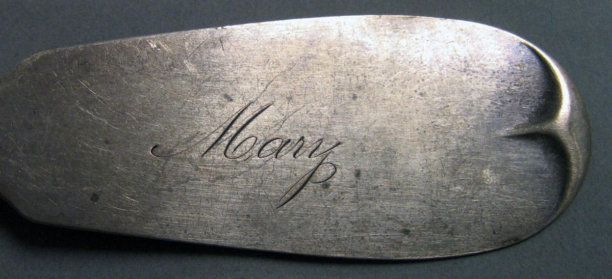 1970.0157 Dessert spoon engraving