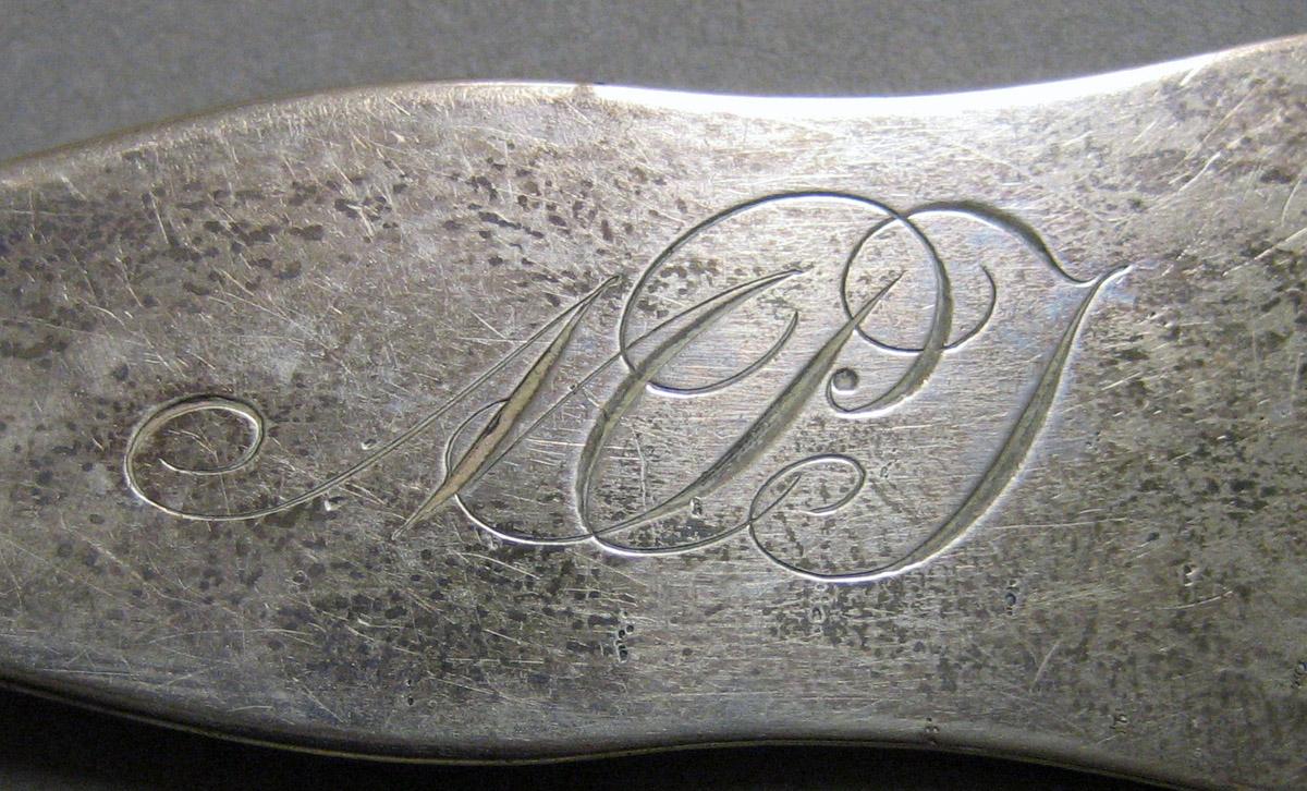 1970.0162 Dessert spoon engraving