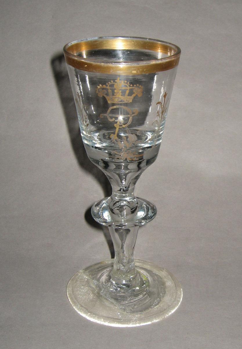1970.0174 Gilded nonlead glass wine glass
