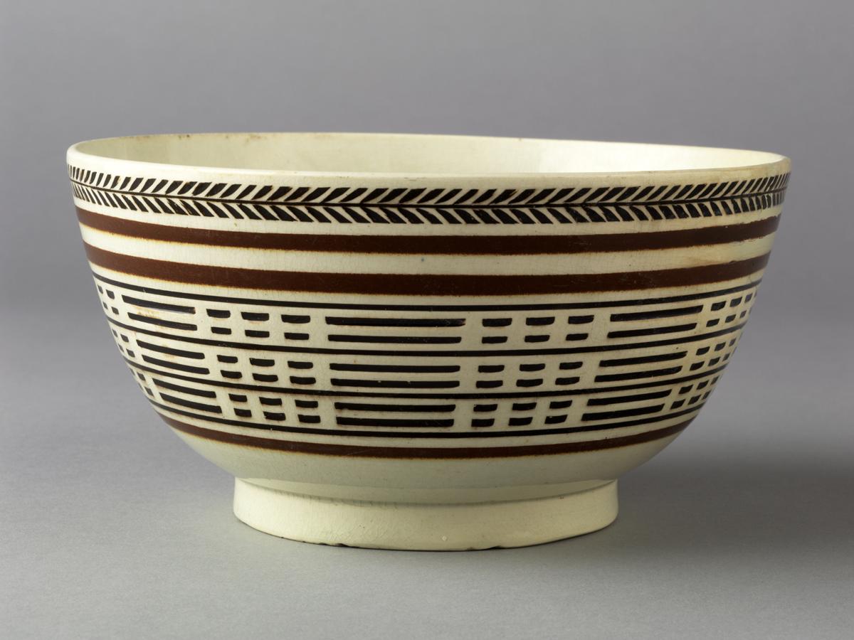 1970.0178 Engine turned dippedware bowl