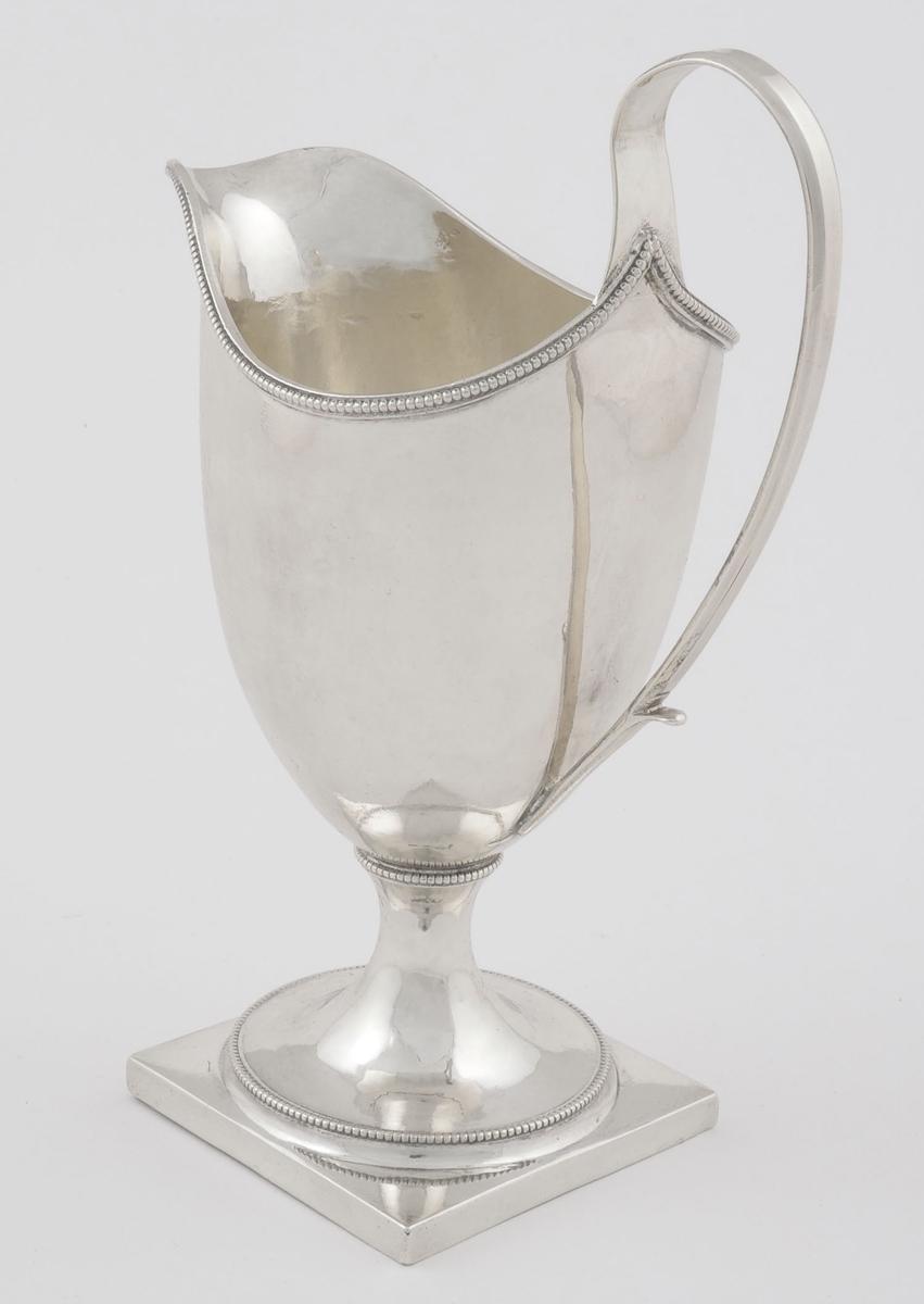 1970.0192.002 Cream Pitcher, View 2