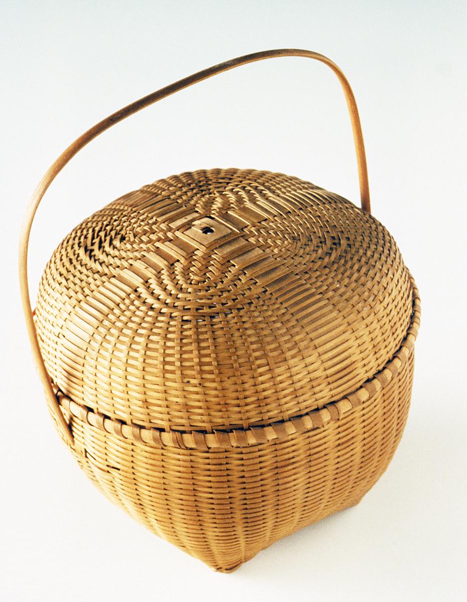 1970.0203 A, B Basket, View 2