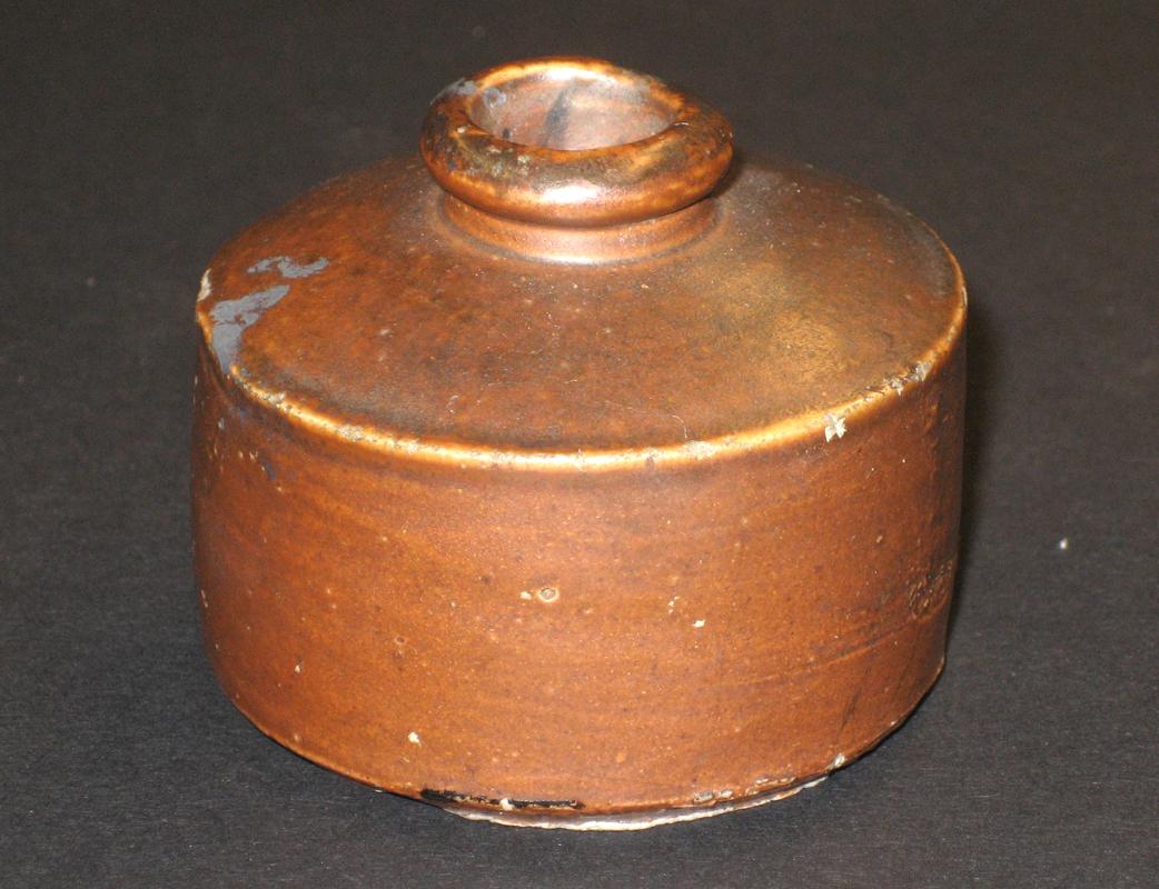 1970.0238 Inkwell