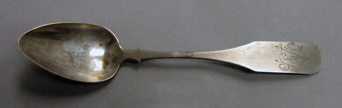 1970.0242 Teaspoon upper surface